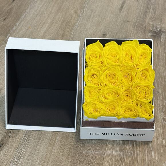 The Million Roses | Yellow Roses | Squar White Box | Dozen FOREVER ROSES - Picture 2 of 11